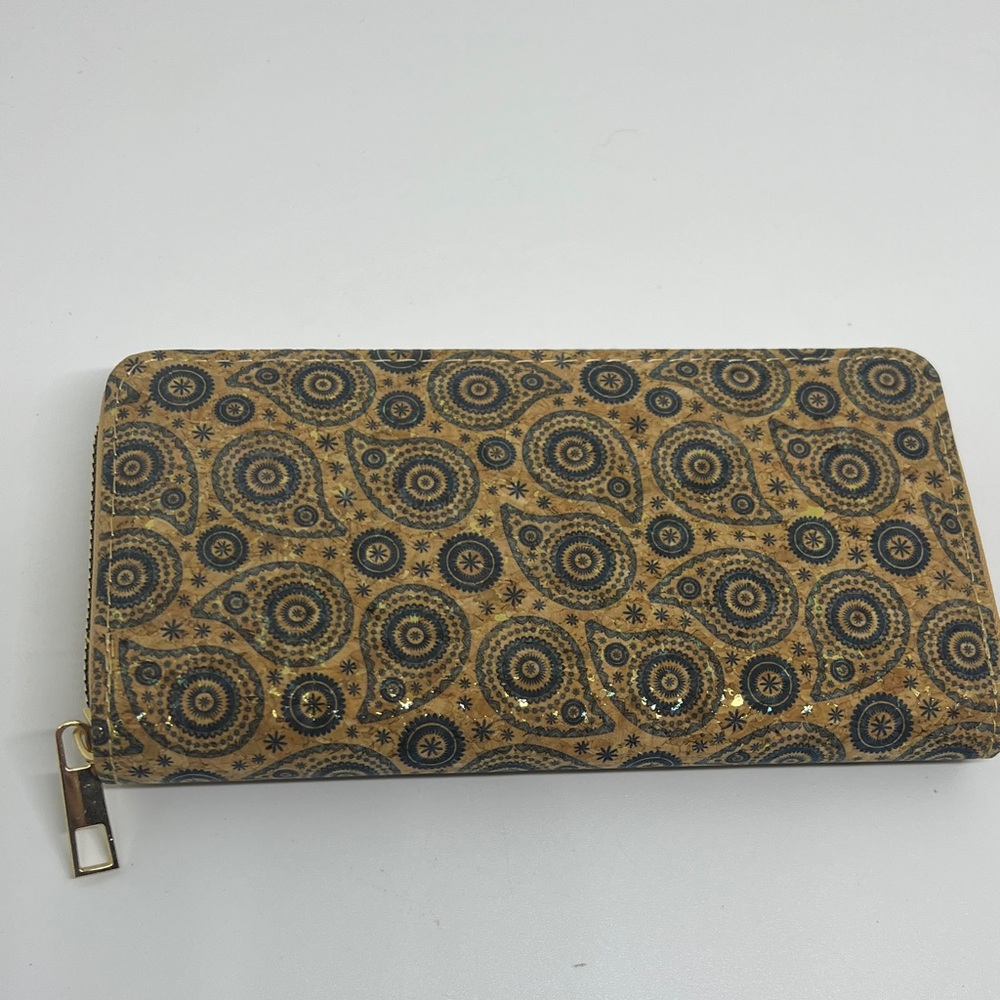 New Patterned Tan and Black Women's Wallet